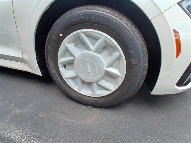 new 2025 Kia K5 car, priced at $29,320