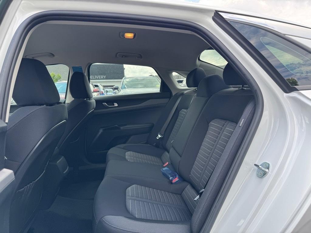 new 2025 Kia K5 car, priced at $26,900
