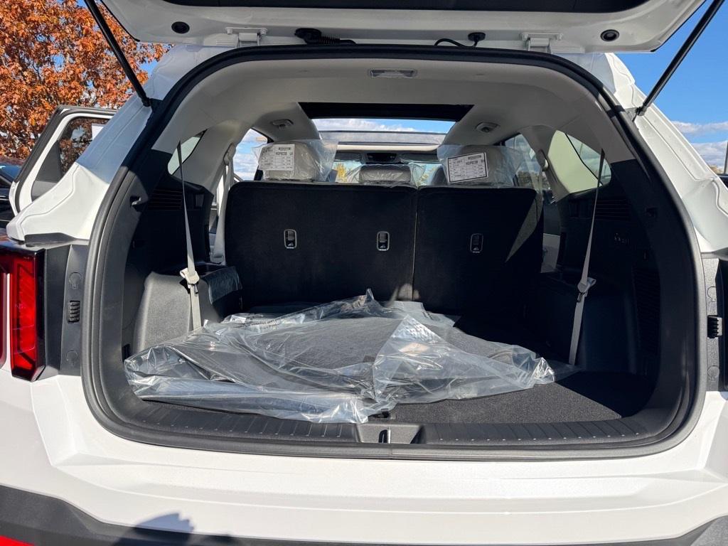 new 2026 Kia Sorento car, priced at $37,854
