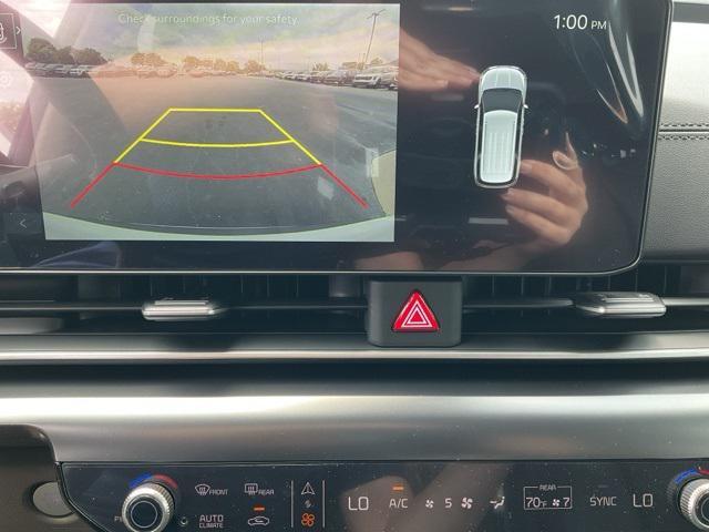 new 2025 Kia Carnival car, priced at $38,622