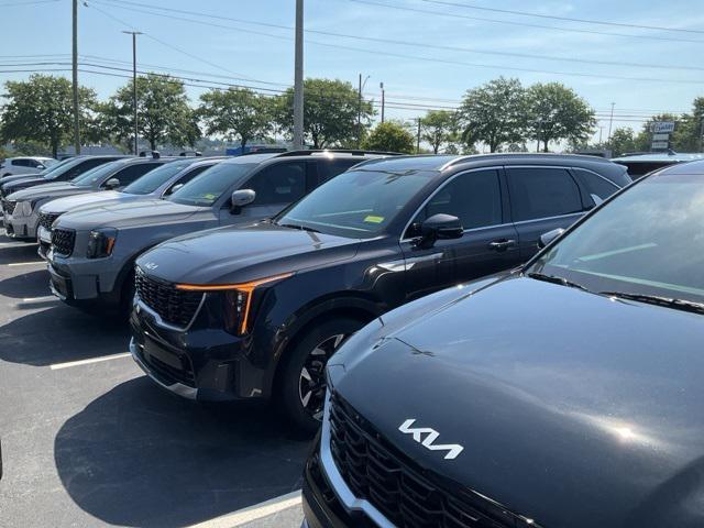 new 2025 Kia Sorento car, priced at $39,496