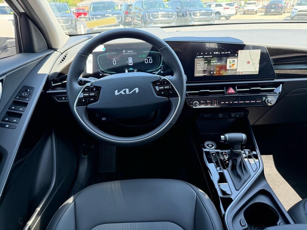 new 2025 Kia Niro car, priced at $30,570