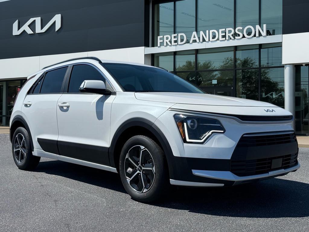 new 2025 Kia Niro car, priced at $30,570