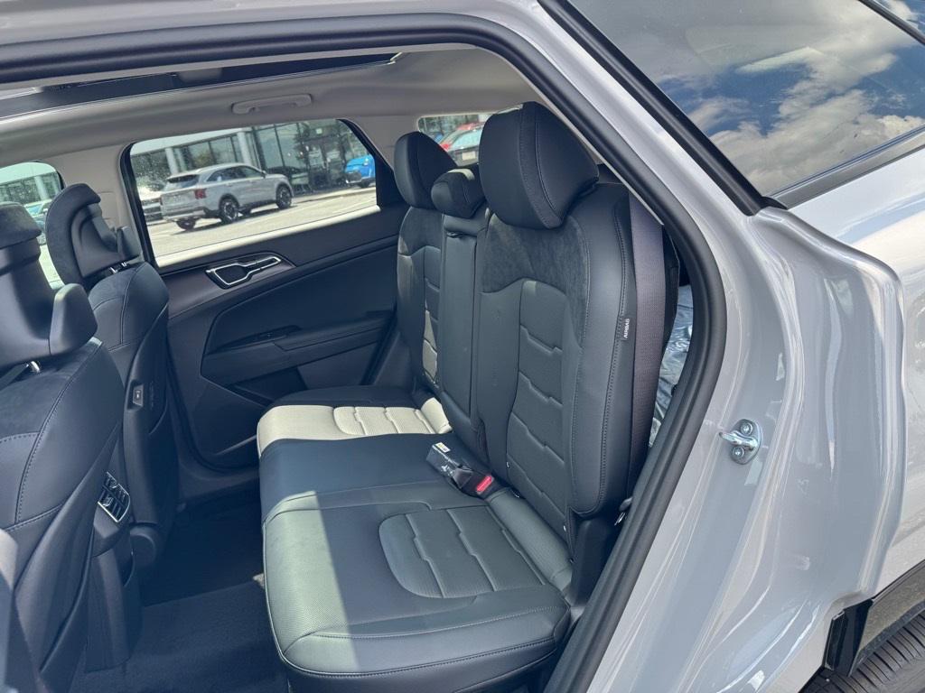 new 2026 Kia Sportage Hybrid car, priced at $40,578