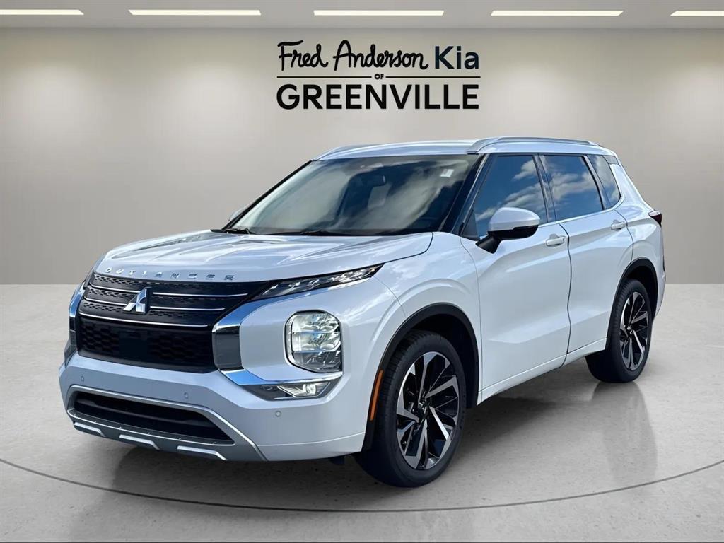 used 2023 Mitsubishi Outlander car, priced at $24,222