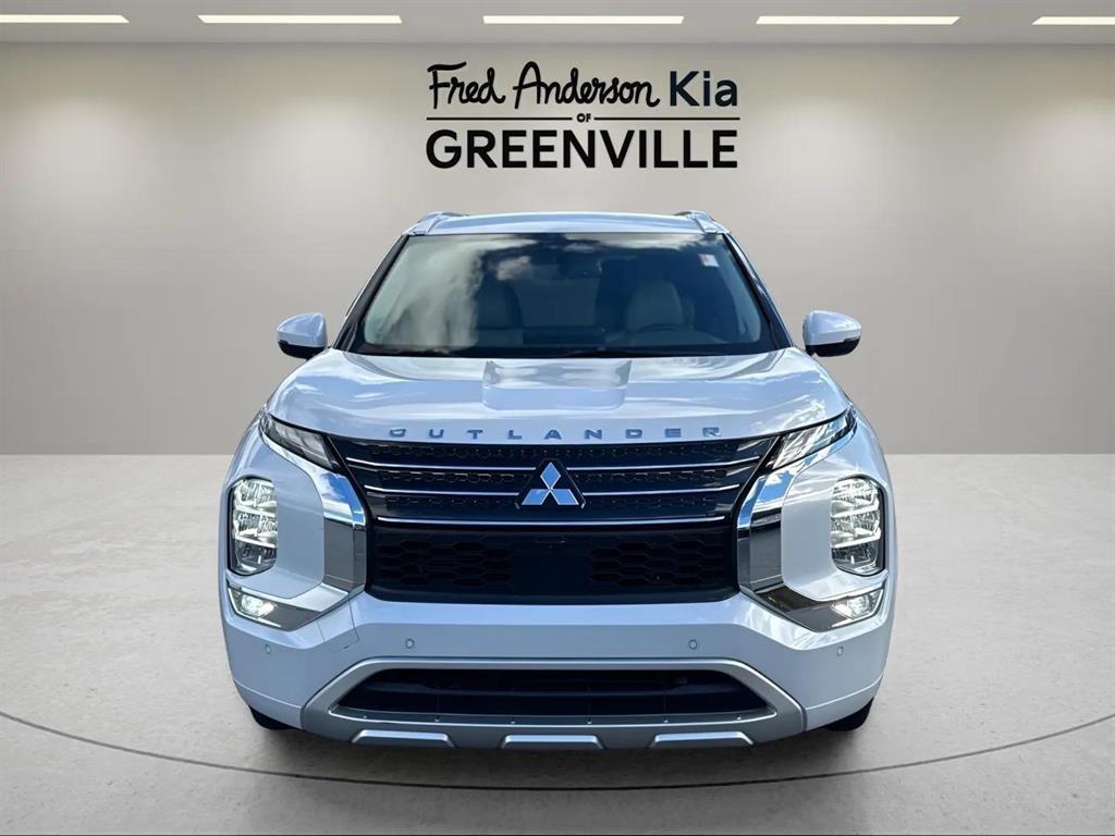 used 2023 Mitsubishi Outlander car, priced at $24,222