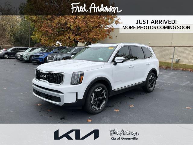 used 2025 Kia Telluride car, priced at $42,600