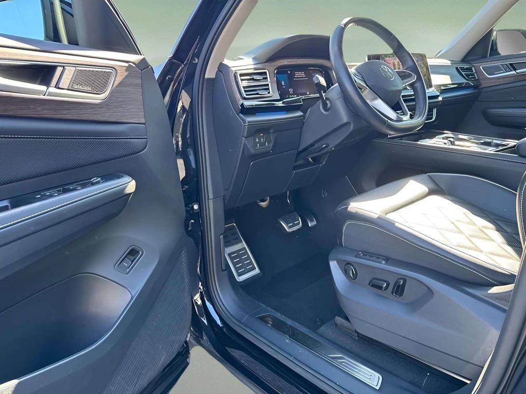 used 2024 Volkswagen Atlas car, priced at $38,376