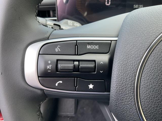 new 2025 Kia K5 car, priced at $30,508