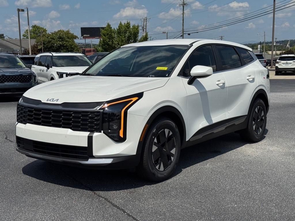 new 2026 Kia Sportage Hybrid car, priced at $30,812