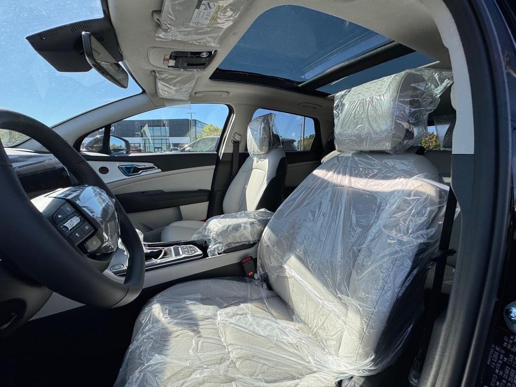 new 2026 Kia Sportage car, priced at $32,054