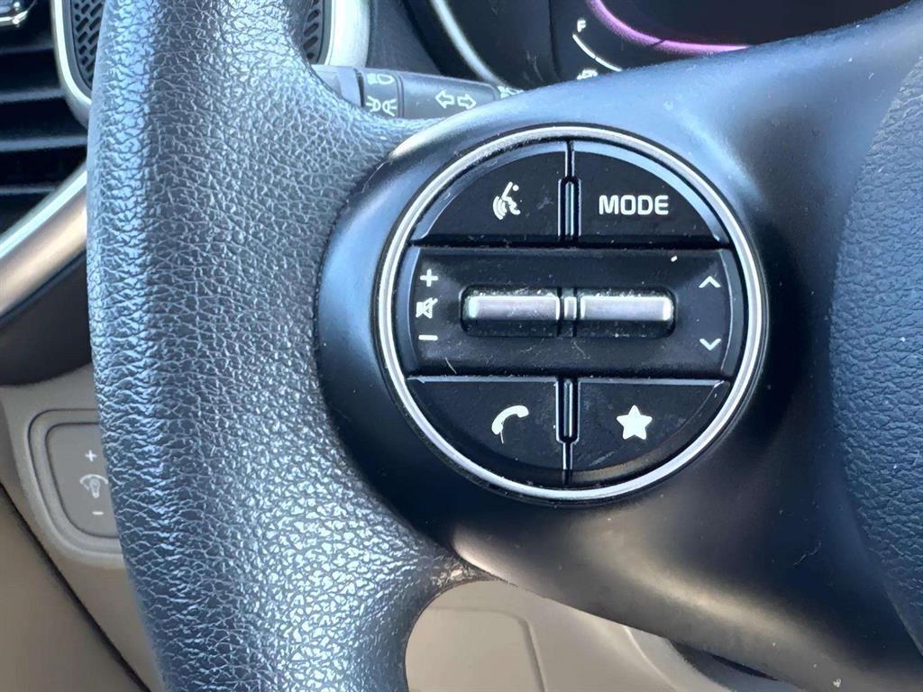 used 2023 Kia Soul car, priced at $16,247