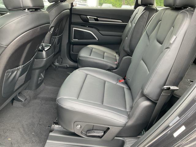 new 2025 Kia Telluride car, priced at $38,881