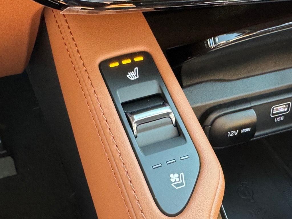 new 2025 Kia Telluride car, priced at $53,327