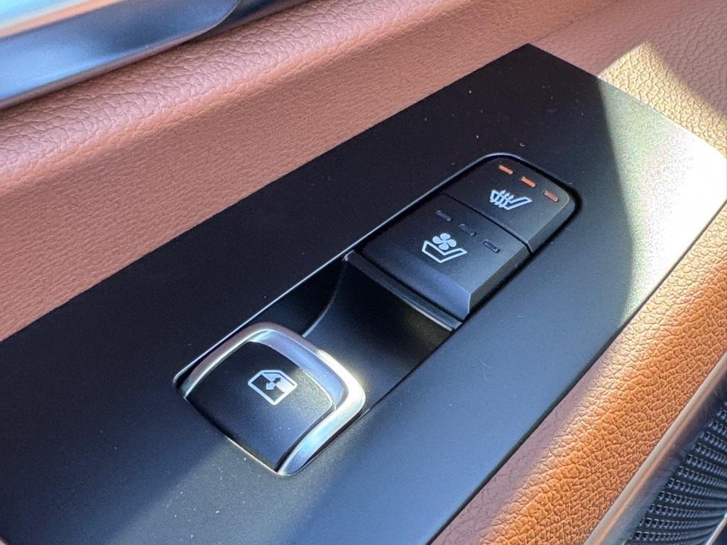 new 2025 Kia Telluride car, priced at $53,327