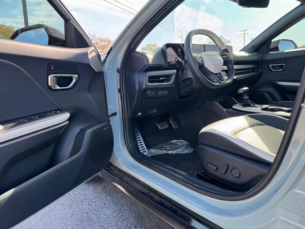 new 2025 Kia K4 car, priced at $29,825