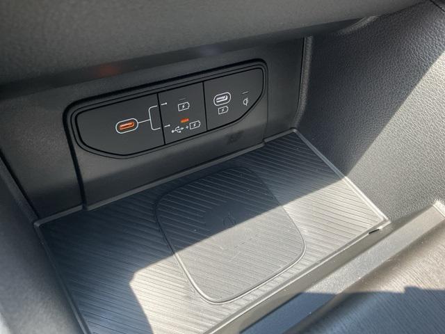 new 2026 Kia Sportage car, priced at $33,006