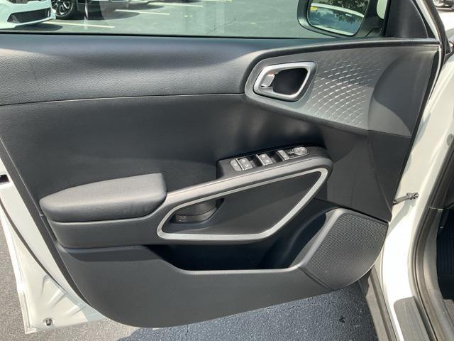 new 2025 Kia Soul car, priced at $21,958