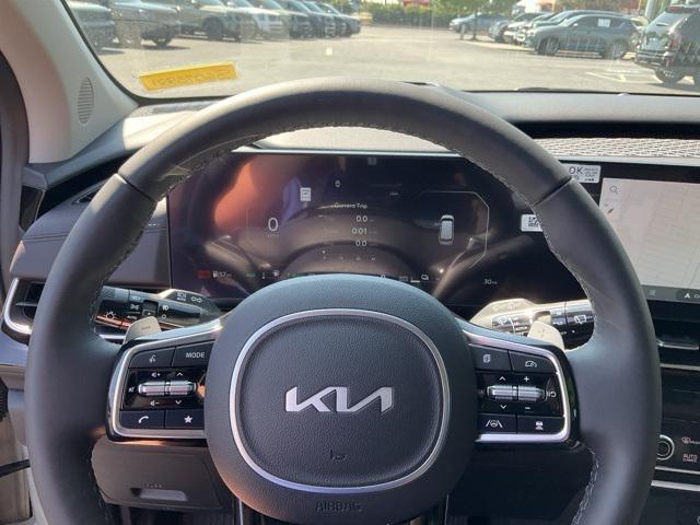 new 2025 Kia Carnival Hybrid car, priced at $54,317