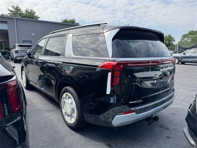new 2025 Kia Carnival car, priced at $44,505