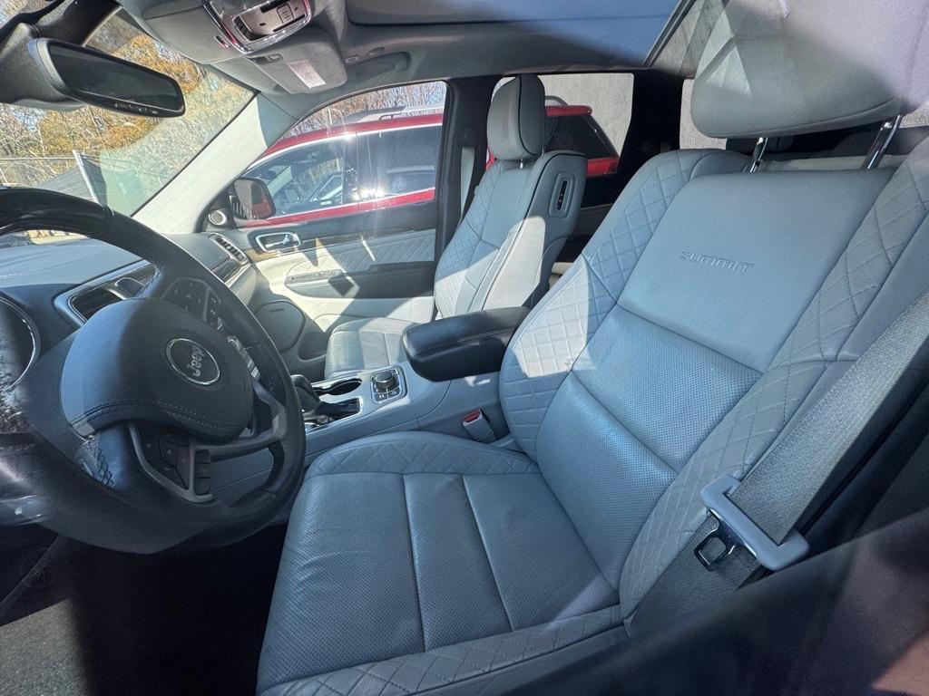 used 2017 Jeep Grand Cherokee car, priced at $15,453
