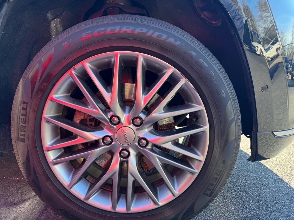 used 2017 Jeep Grand Cherokee car, priced at $15,453