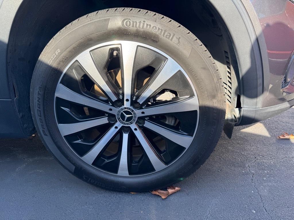 used 2021 Mercedes-Benz GLB 250 car, priced at $23,689