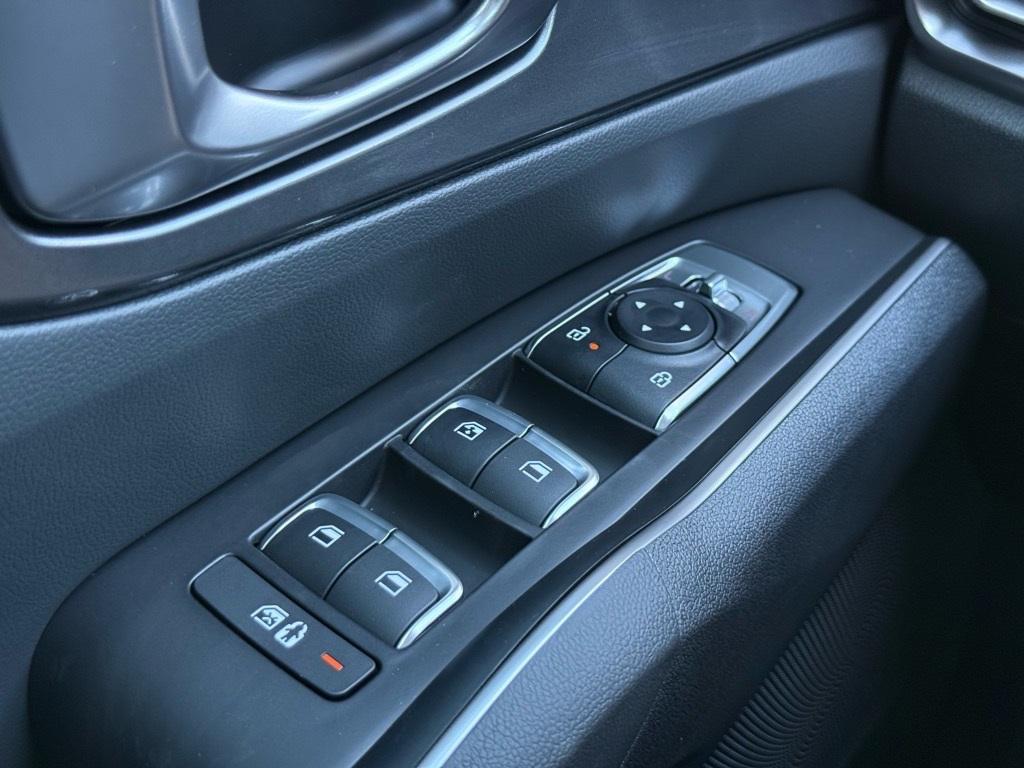 new 2026 Kia Sorento car, priced at $32,249