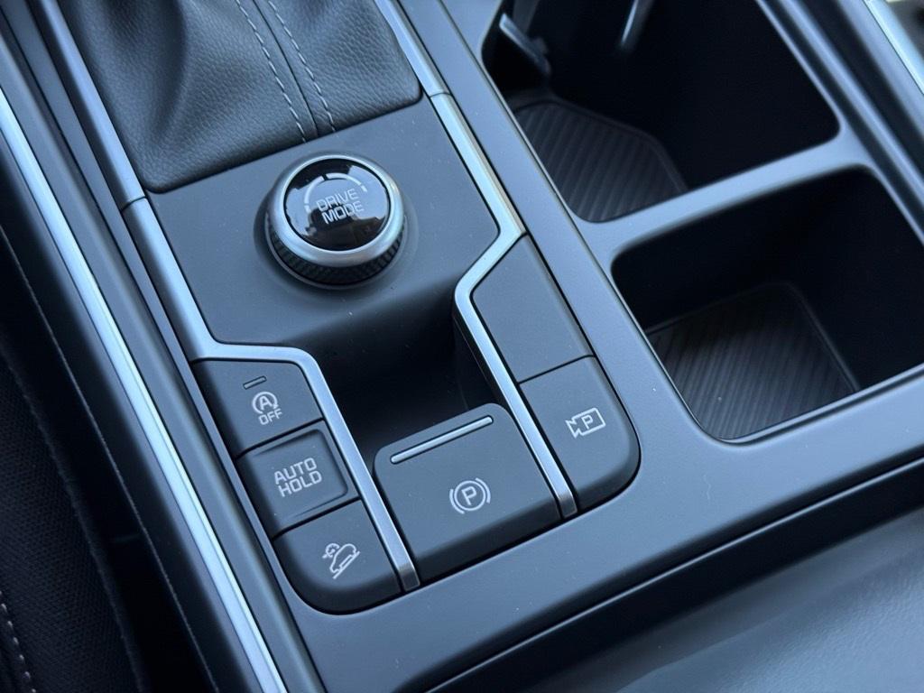 new 2026 Kia Sorento car, priced at $32,249