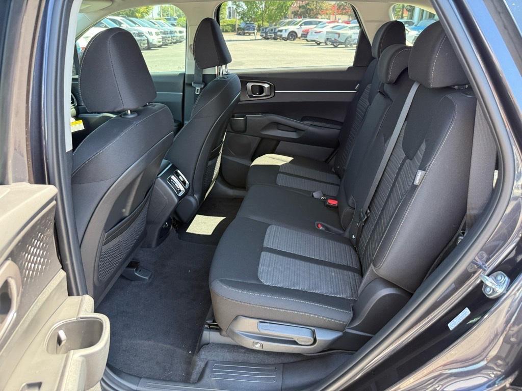 new 2026 Kia Sorento car, priced at $32,249