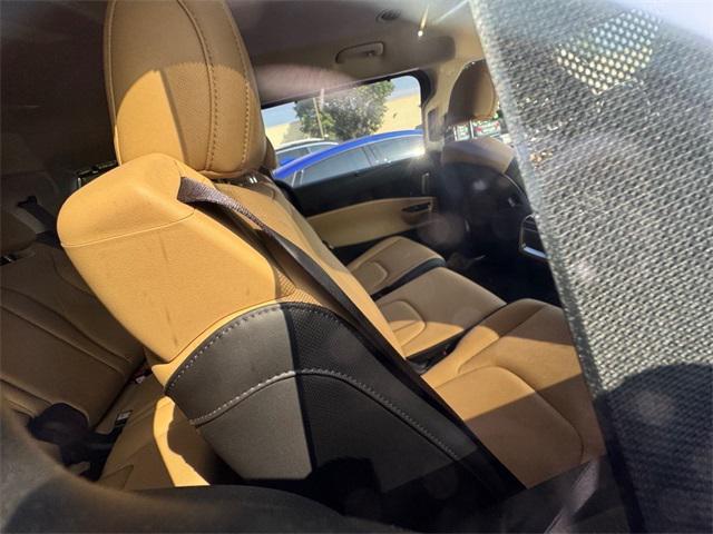 used 2023 Kia Carnival car, priced at $33,915