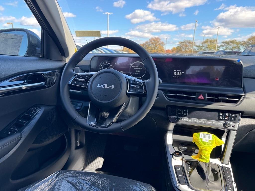 new 2026 Kia Seltos car, priced at $30,610