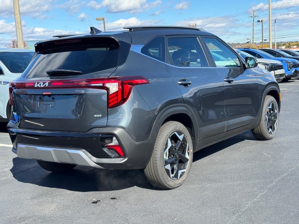new 2026 Kia Seltos car, priced at $30,610