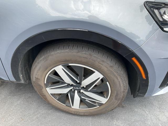 used 2023 Kia Sorento car, priced at $28,430