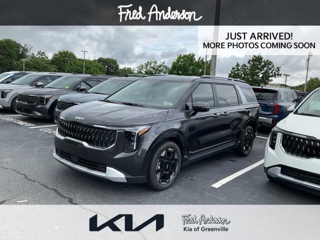 new 2025 Kia Carnival car, priced at $40,598