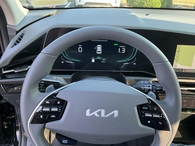 new 2025 Kia Niro car, priced at $31,755