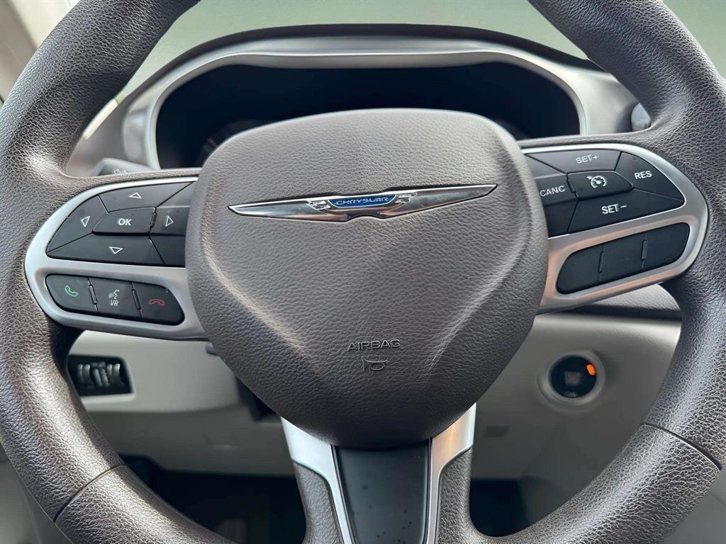 used 2017 Chrysler Pacifica car, priced at $10,452