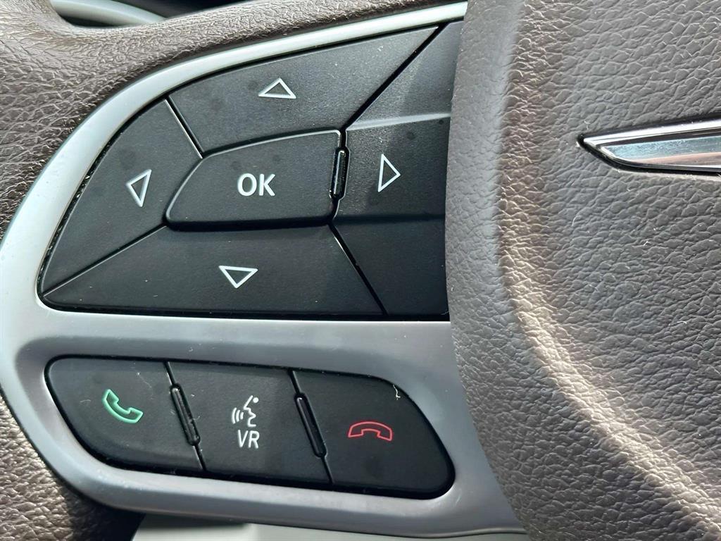 used 2017 Chrysler Pacifica car, priced at $10,452