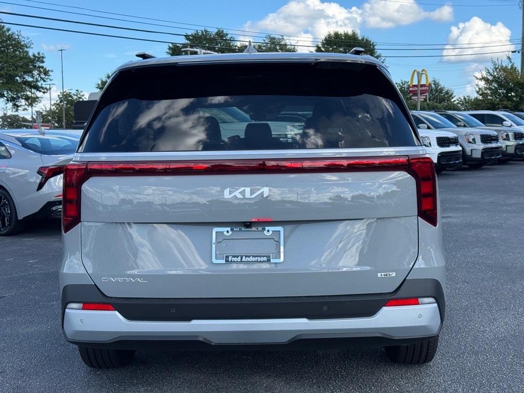 new 2026 Kia Carnival Hybrid car, priced at $43,188