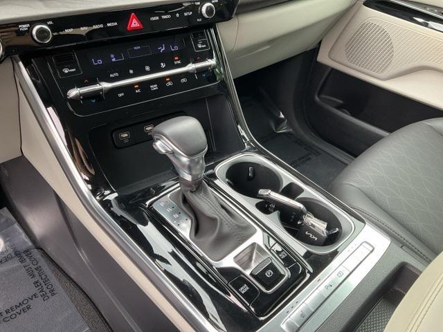 used 2024 Kia Carnival car, priced at $35,219