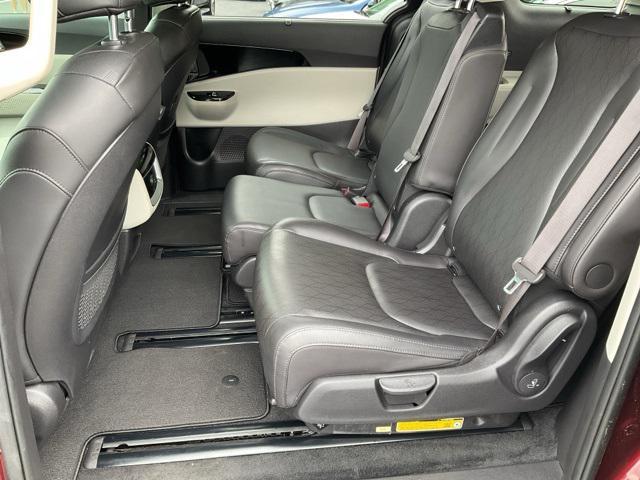 used 2024 Kia Carnival car, priced at $35,219