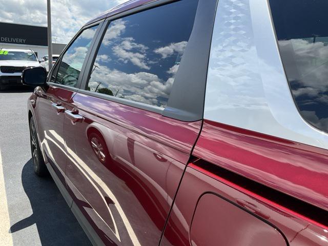 used 2024 Kia Carnival car, priced at $35,978