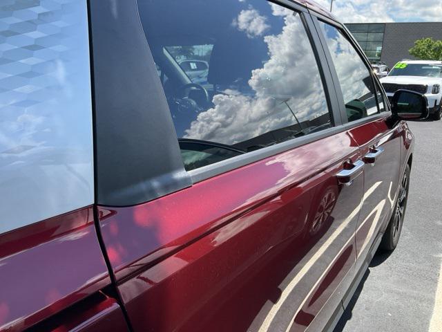 used 2024 Kia Carnival car, priced at $35,978