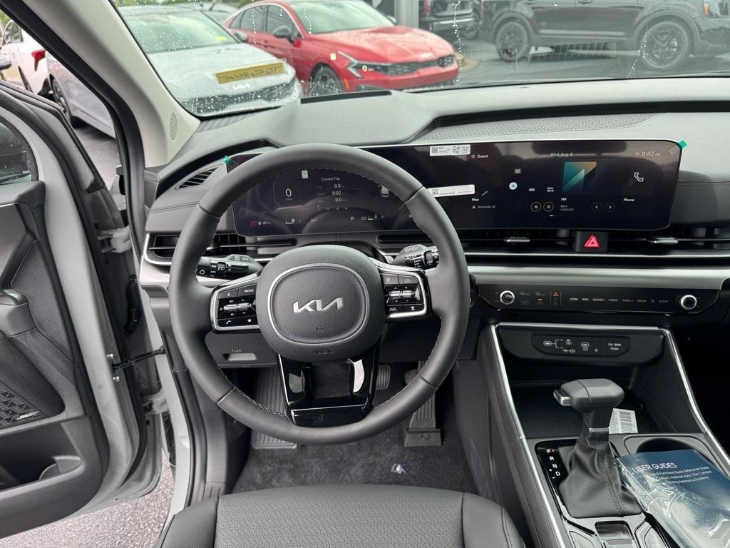new 2026 Kia Carnival car, priced at $50,978