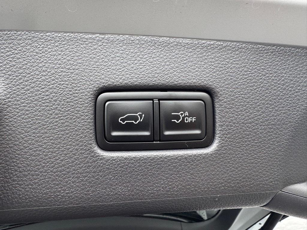 new 2026 Kia Carnival car, priced at $50,978