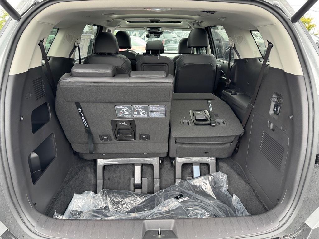 new 2026 Kia Carnival car, priced at $50,978