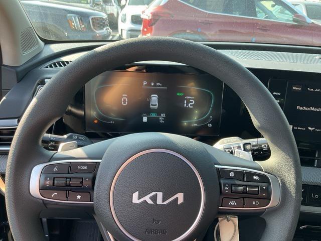 new 2025 Kia Sportage Hybrid car, priced at $29,007