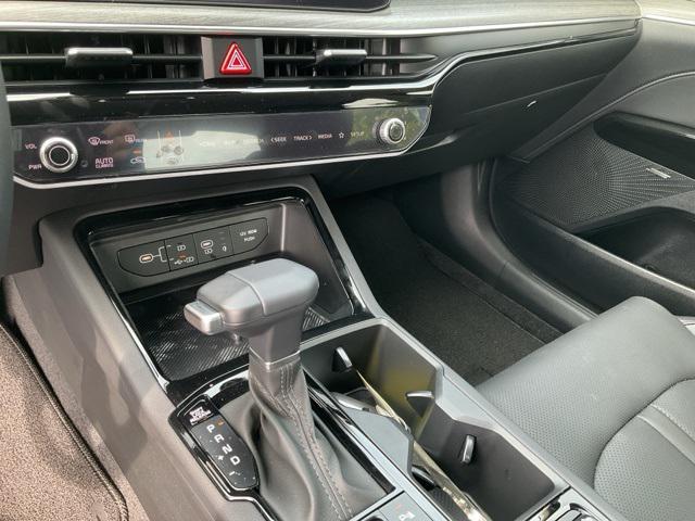 new 2025 Kia K5 car, priced at $34,306