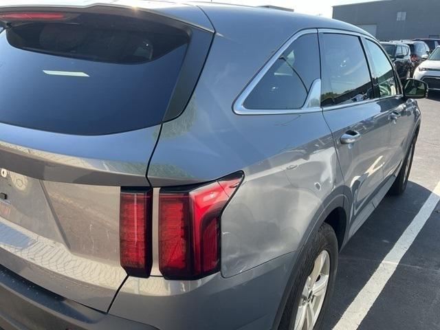 used 2023 Kia Sorento car, priced at $21,733