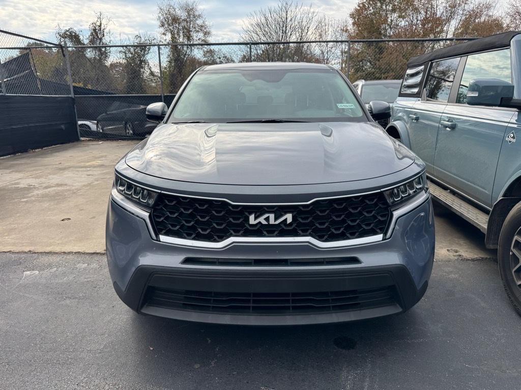used 2023 Kia Sorento car, priced at $20,550